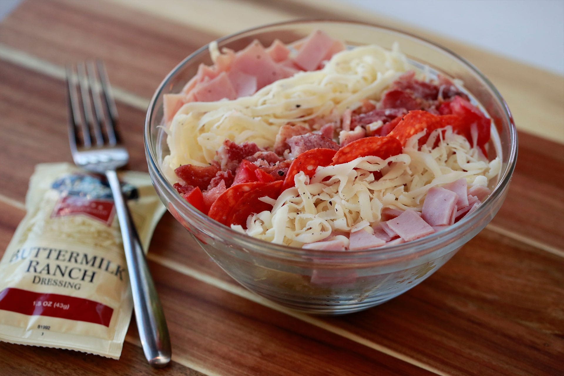 Grande Insalada - Cassano's - The Pizza King